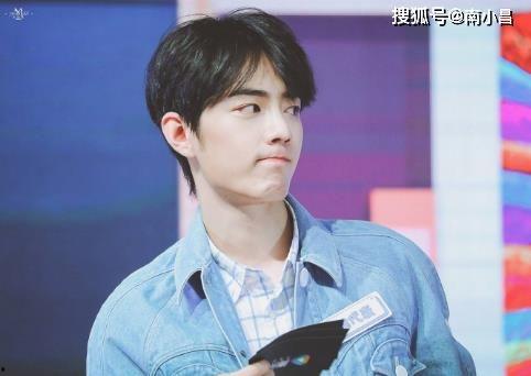 肖战最新综艺爆料事件,揭秘幕后真相与网络舆论影响 第1张 肖战最新综艺爆料事件,揭秘幕后真相与网络舆论影响 第1张