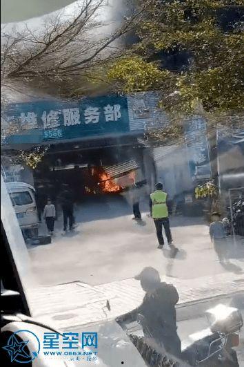 长春网友爆料汽车视频,惊险一幕!汽车失控瞬间引发网友热议 第2张 长春网友爆料汽车视频,惊险一幕!汽车失控瞬间引发网友热议 第2张