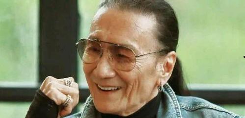 港媒爆料谢贤病危视频播放,视频播放引发关注 第3张 港媒爆料谢贤病危视频播放,视频播放引发关注 第3张